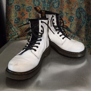 Dr. Martens White Leather Airwalks 1460